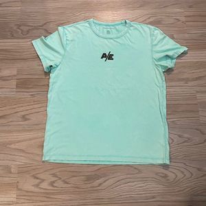 American Eagle T Shirt